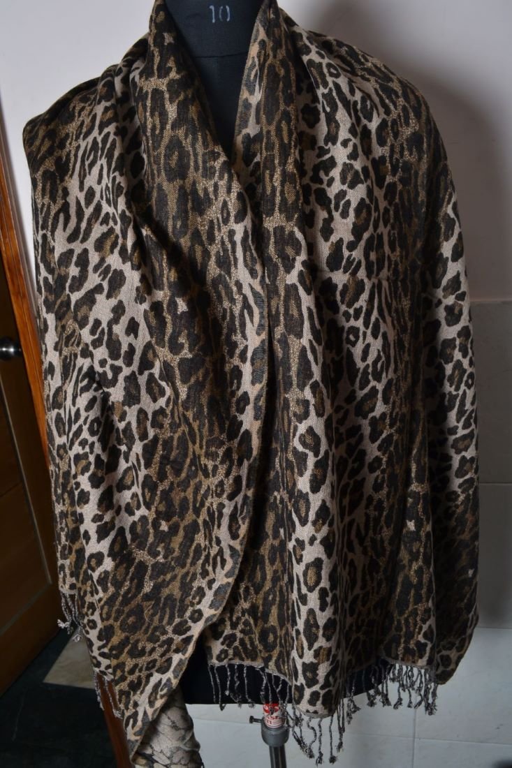 Reversible Jamavar Pashmina Stole 100% Wool Jacquard Scarf