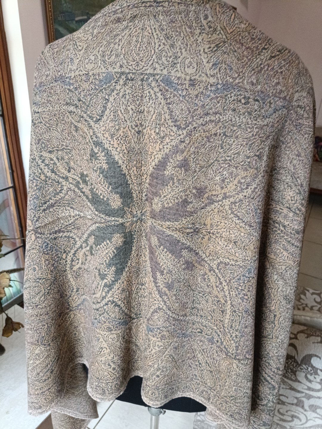 Reversible Jamavar Pashmina Stole 100% Wool Jacquard Scarf